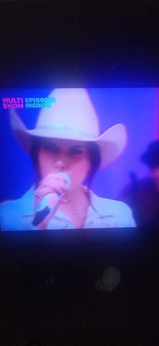 FortisGiseli's tweet image. Assistindo a melhor