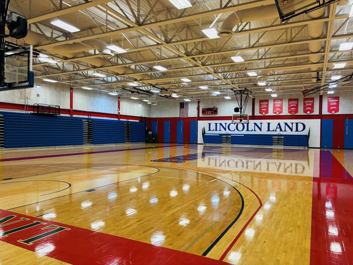 Charlie Walker (@_charlie_walker) on Twitter photo Had a great visit with <a href="/CoachChadJones/">Chad Jones</a> and <a href="/GaryAlbert10/">Gary Albert</a>!I'm thankful to have received an official offer to play basketball for <a href="/LLCC_LoggersWBB/">Lincoln Land Loggers WBB</a> — such a strong, competitive culture and great people. Really appreciate the opportunity!
#GoLoggers #Basketball Had a great visit with <a href="/CoachChadJones/">Chad Jones</a> and <a href="/GaryAlbert10/">Gary Albert</a>!I'm thankful to have received an official offer to play basketball for <a href="/LLCC_LoggersWBB/">Lincoln Land Loggers WBB</a> — such a strong, competitive culture and great people. Really appreciate the opportunity!
#GoLoggers #Basketball