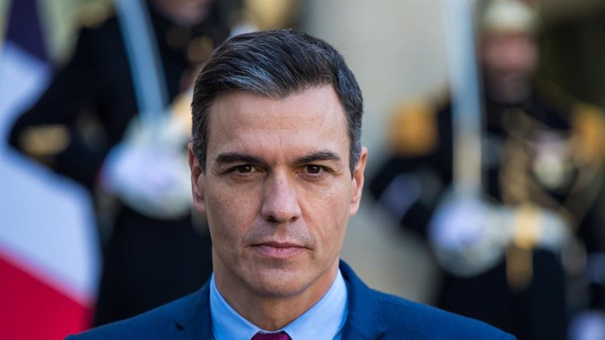 Cidpedrosanchez's tweet image. No se porque, pero tengo a la fachosfera desquiciada.🤣🤣🤣🤣