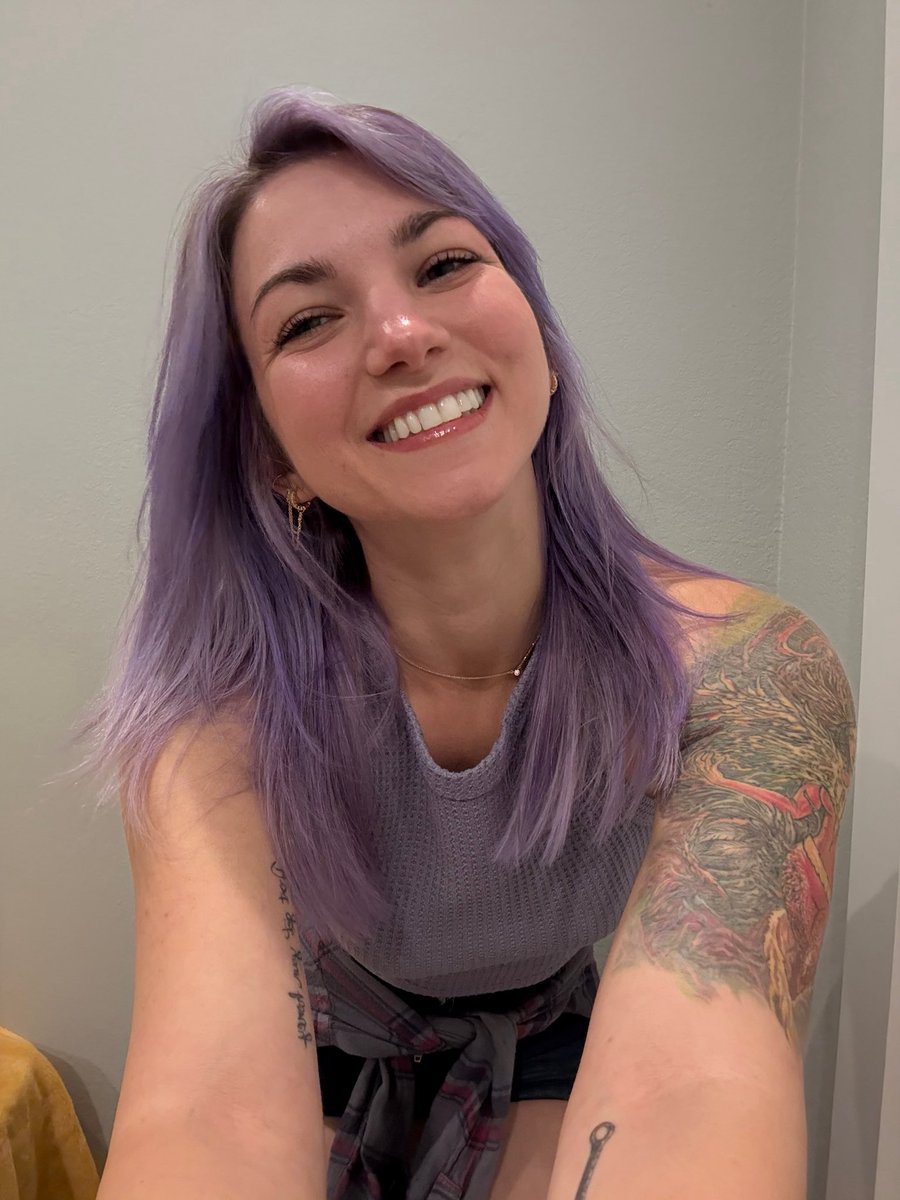 SeeCatWander's tweet photo. Purple 💜 https://t.co/U1lvgeV02l