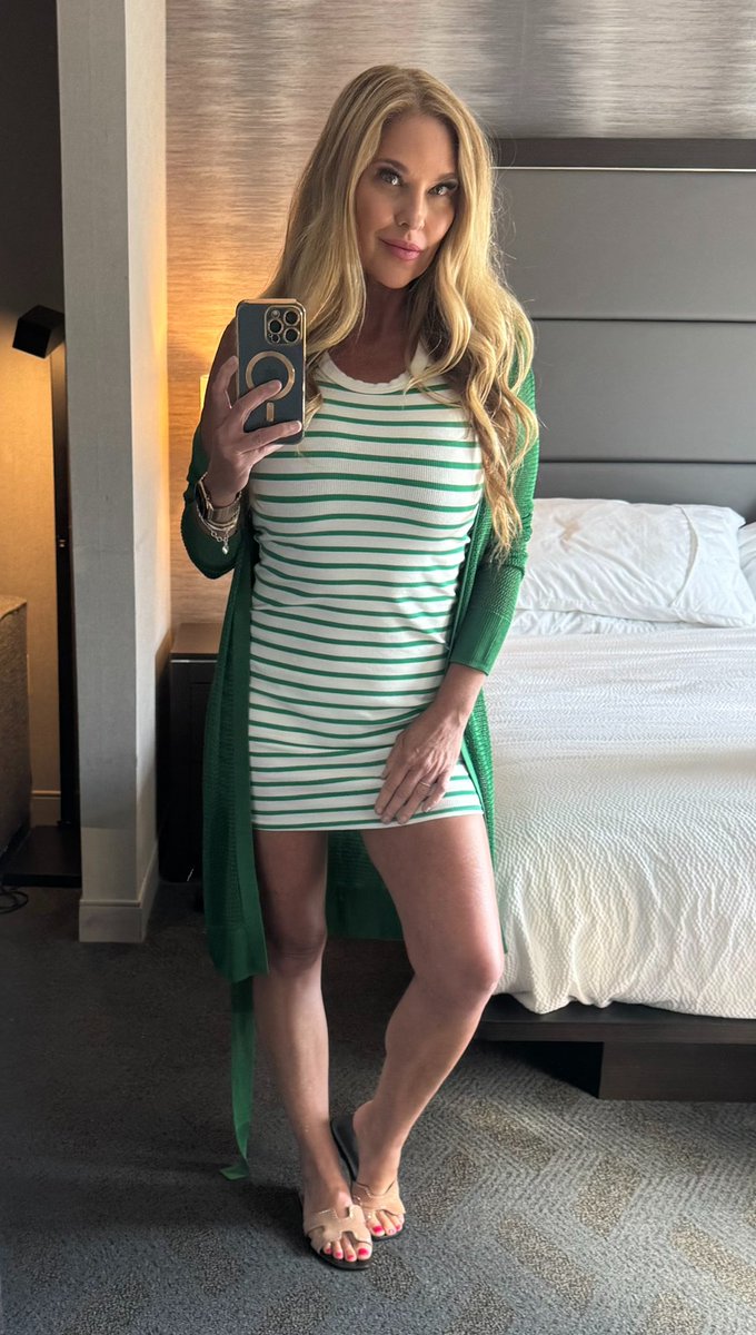 💗 𝕯ᥲᥒіᥴᥲ 𝕷ᥲᥒᥱ 💗 (@lovedanilane) on Twitter photo Well hello Boston! ☘️ 🇮🇪 Well hello Boston! ☘️ 🇮🇪