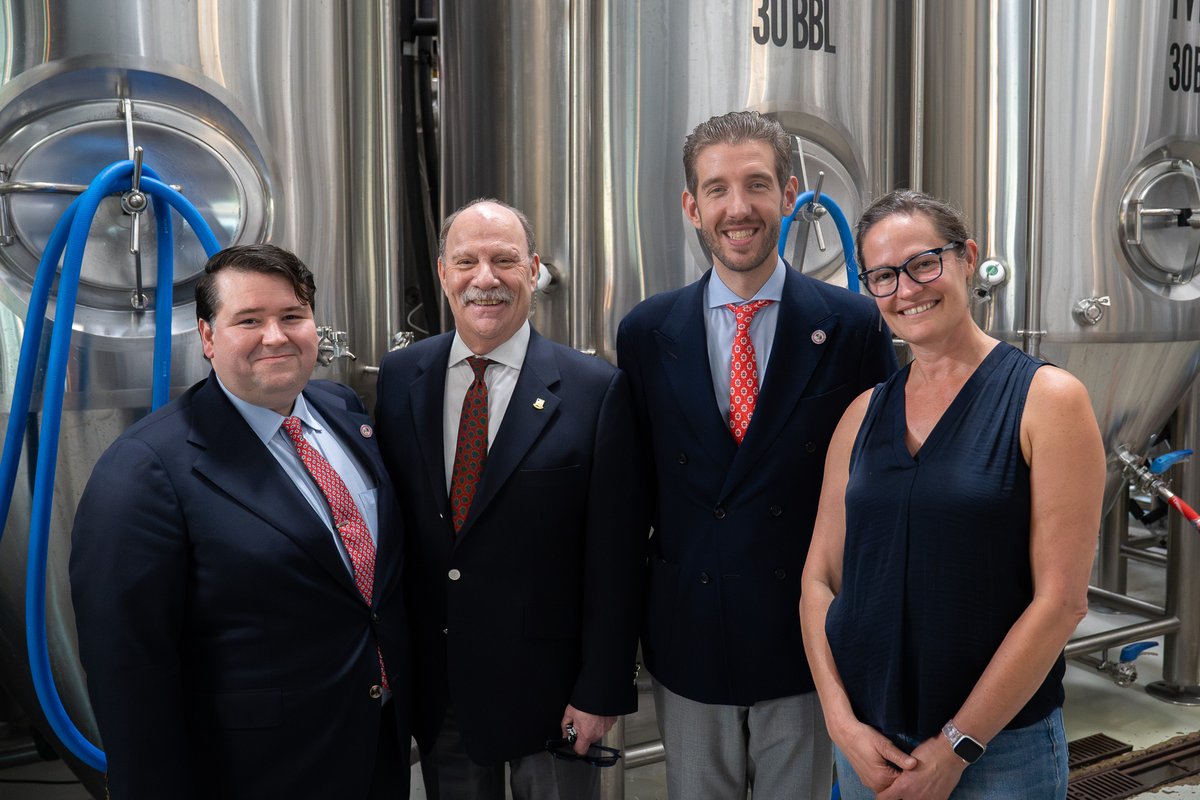 juanpablo4VA's tweet image. Yesterday, I visited several restaurants across Fairfax County to hear directly from owners about both their successes and the challenges they’re facing. One issue that came up again and again was the burden of the meals tax.
This tax was imposed by Fairfax County leadership…
