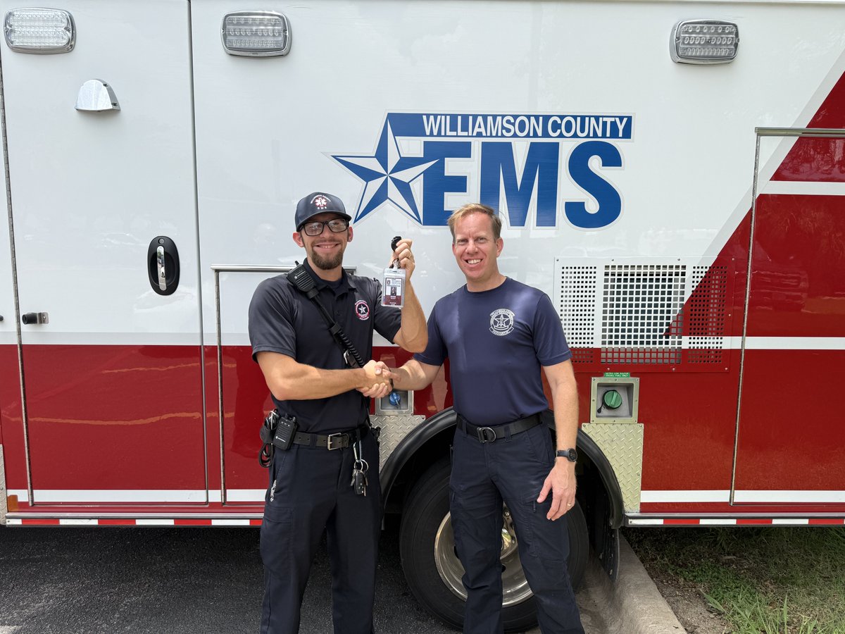 PreparingWilCo's tweet image. 🎉 Congratulations to Evan Coleman on being officially credentialed as a paramedic!
Shoutout to his preceptor, Lt.-O Colin Lewis, for the guidance and support.
Great job all around! 👏
#WilCoEMS