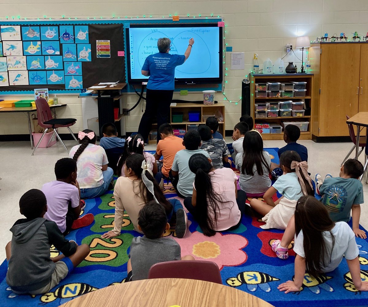 belkfoundation's tweet photo. Grateful to visit amazing summer camp partners in Charlotte helping kids build literacy skills and fight summer learning loss. Thanks to International House, @UrbanPromiseCLT, and @YMCACharlotte! #SummerLearning #LiteracyMatters https://t.co/JYKw5BZ1lv