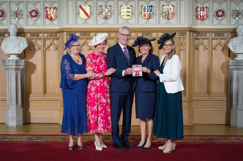 GillChumbley's tweet image. Yesterday I received my OBE from HRH The Princess Royal at Windsor Castle. What a wonderful way to mark my 47 year career in the NHS. It’s been a joy to care for all the patients I’ve had the privilege of meeting over the years. ❤️ @SigsworthJanice @ImperialPeople @Julie10000