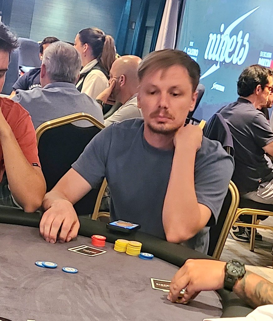 Niners by Sportium (@ninerspoker) on Twitter photo 🔴Niners Opener🔴
Se rompe la burbuja y descanso en <a href="/CasinoGVPoker/">Casino Gran Vía Poker</a>
👤 19/137
Nivel 15 4k/8k/8k
⌛ 20 min 🔴Niners Opener🔴
Se rompe la burbuja y descanso en <a href="/CasinoGVPoker/">Casino Gran Vía Poker</a>
👤 19/137
Nivel 15 4k/8k/8k
⌛ 20 min