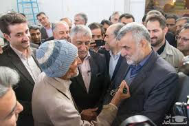 SELYERBOY's tweet image. مملکتی که ظریف توش میچرخه و به ریش ملت بخنده و محاکمه نشه، اصلاح شدنی نیست.