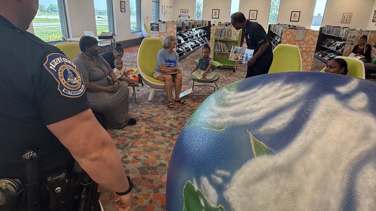 IMPDNW's tweet image. 📚 Our summer reading finale was a success!
Rev. Antonio & Victoria Alexander and Marilynn joined us at the library to share fun stories - including a baking frog & city life adventures!
Thanks to everyone who made this summer unforgettable.
#TheGreatNorthwest