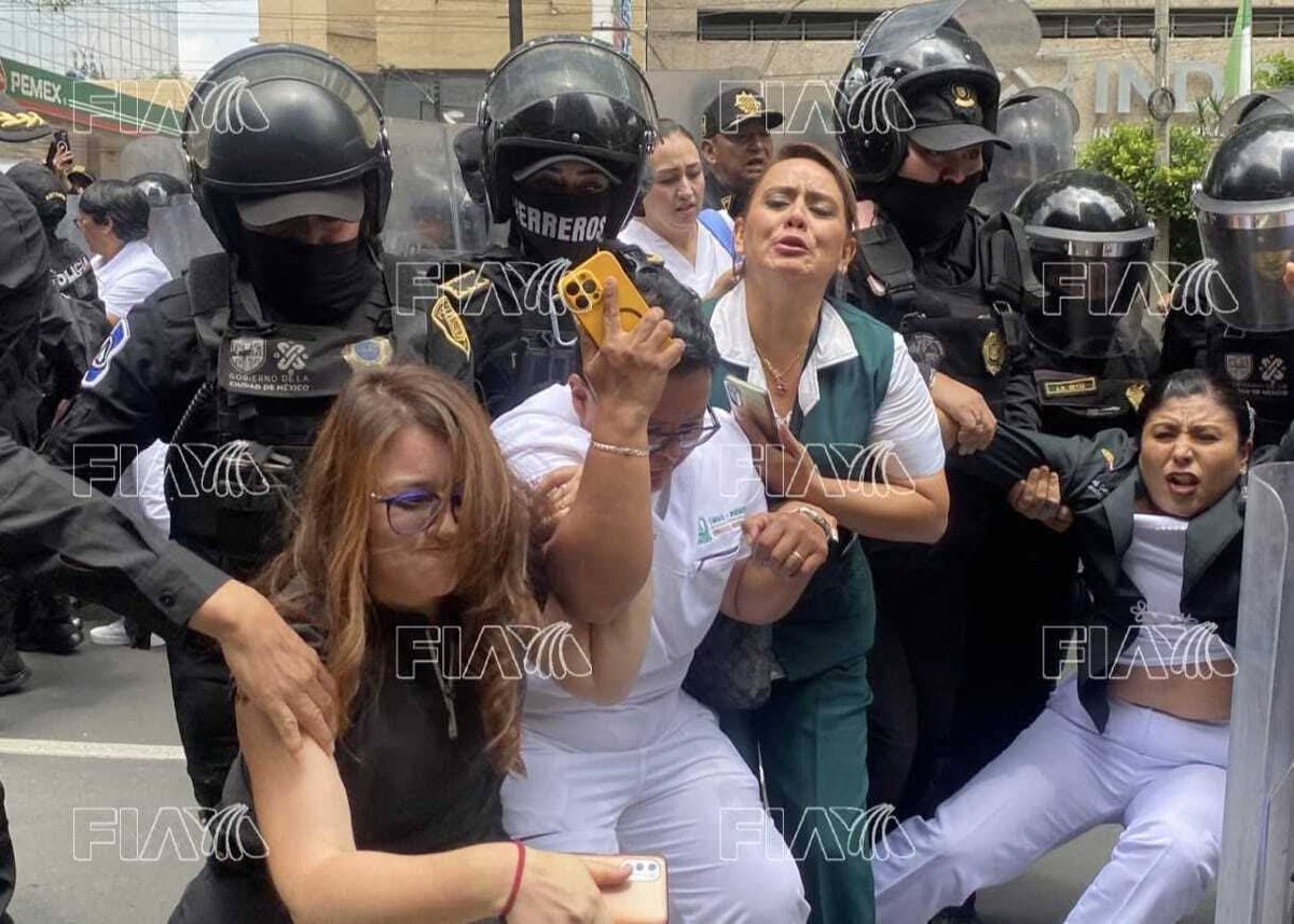 JPAlGd's tweet image. Que mencionen a @AbelinaLopezR en redes, es violencia de género para los cuatreros…

Pero esto no es, ni de cerca, violencia para ellos 👇🏼