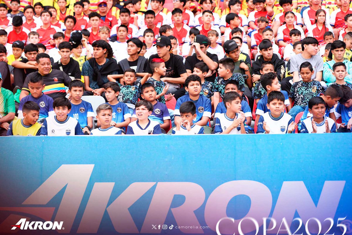 C_A_Morelia's tweet image. | @Grupo_AKRON | Así se inauguró la Copa CAM 2025. 🏆
#CopaCAM2025 #DelCanarioSoy
