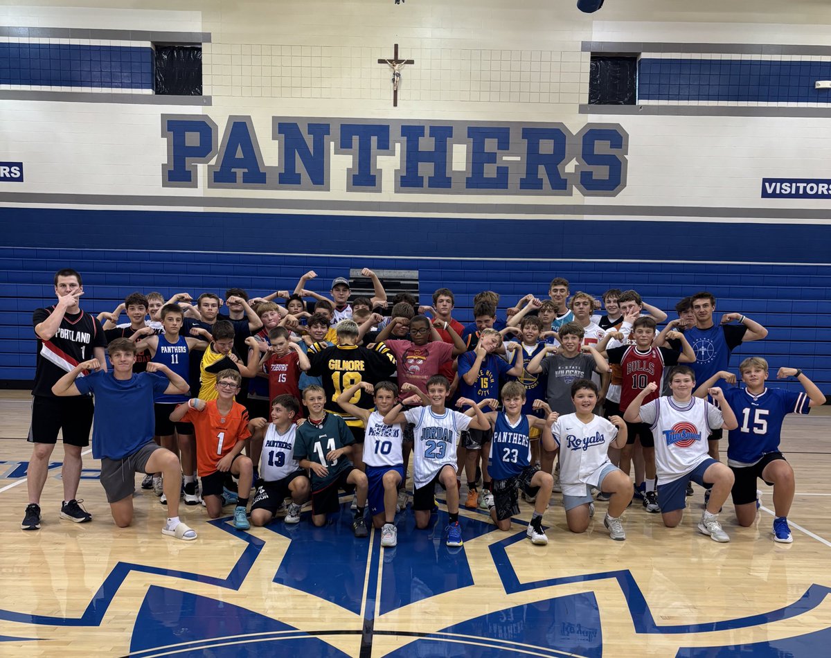 SMC Basketball tweet media