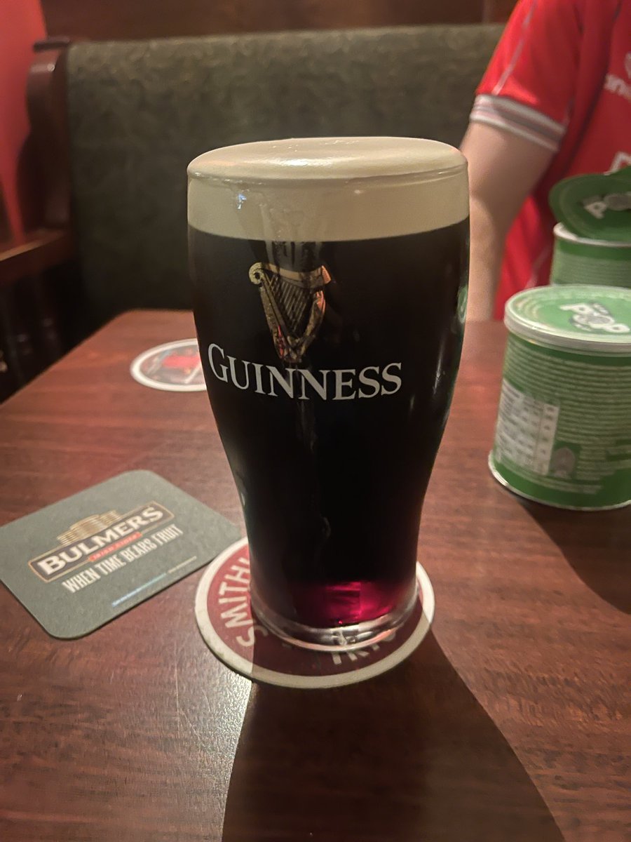 G7SEV's tweet image. Shelbourne and beer 🔴