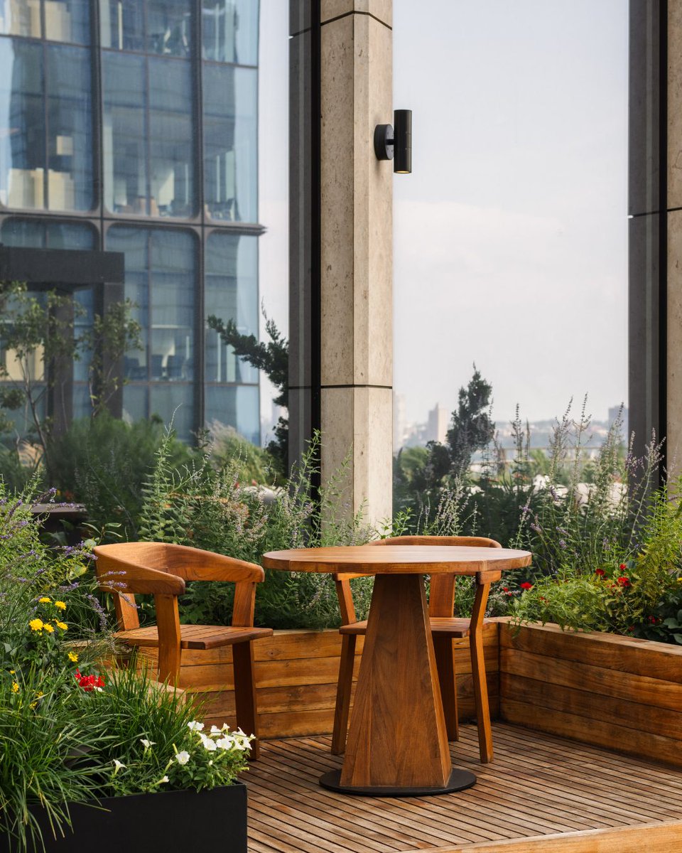 Experience the high life. 

Visit the terrace at Equinox Hotels featuring crafted cocktails, nourishing plates and stunning views of the city.