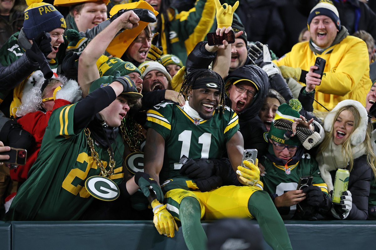 SBJ's tweet image. The Packers posted a $83.7M operating profit on total revenue of $719.1M in the fiscal year that included the '24 season.
This number was up sharply from a $60.1M profit in on $654.1M in revenue the year before.
ow.ly/IOjQ50WumOU