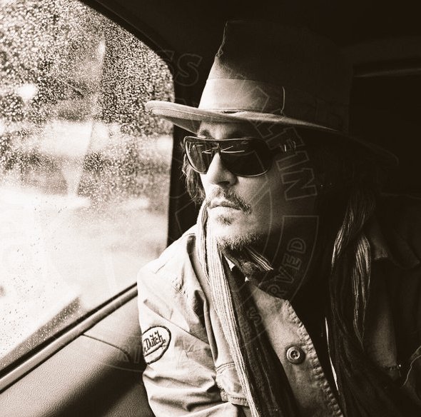 Savvy_CapJackie's tweet image. "People cry, not because they’re weak. It’s because they’ve been strong for too long..."
~ #JohnnyDepp
He's always been too strong and he also has the most precious soul... 🩶
