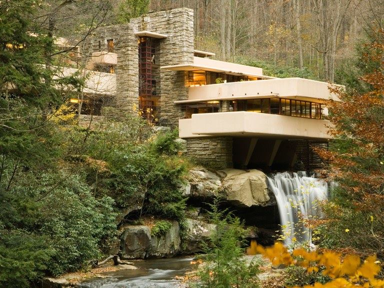 #ClasicosDeArquitectura 
Frank Lloyd Wright