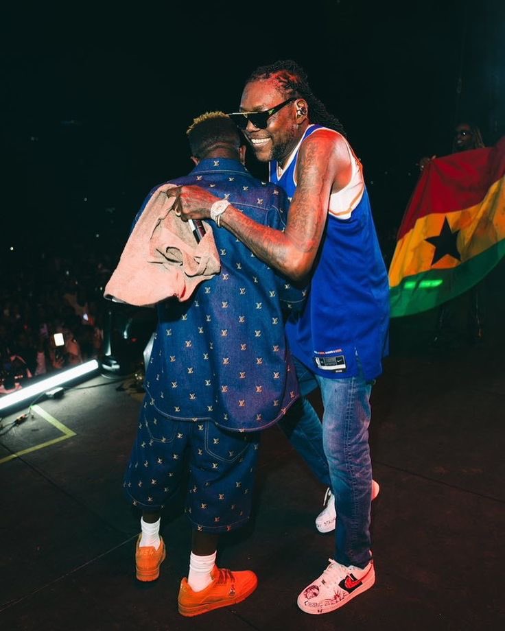 26110Ken's tweet image. If you know you haven’t been called upon during the gathering of the Dancehall’s Avengers, consider yourself outta the Dancehall League; you’re just a noise maker.
#SHAXI #SHAXIGHANA #LavidaLoca