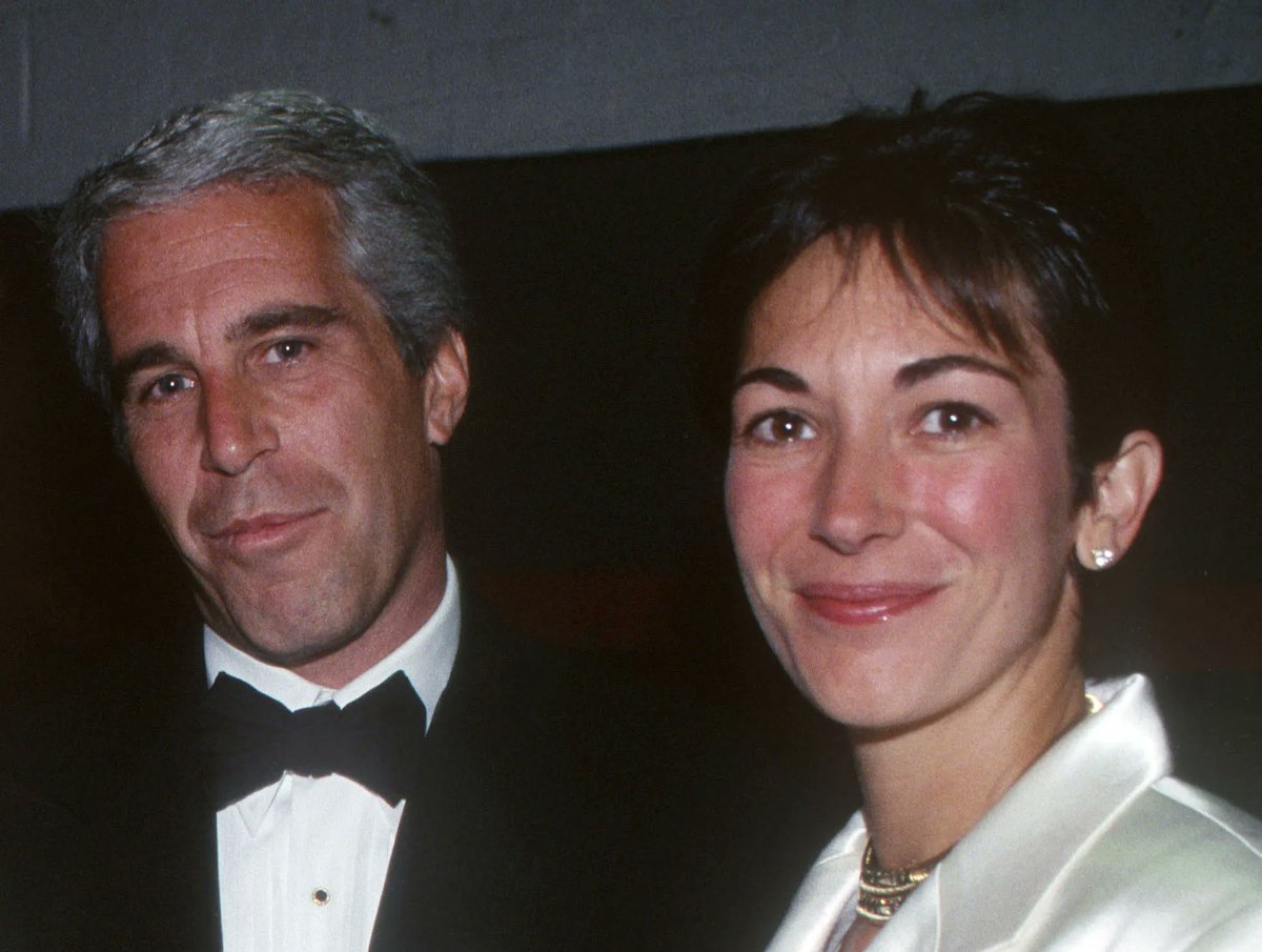 🇺🇸📜🔎🔥 In a dramatic move, House lawmakers voted to subpoena Bill &amp; Hillary Clinton as part of a broader investigation into ties with Ghislaine Maxwell, the convicted associate of Jeffrey Epstein. The motion, introduced by Rep. Scott Perry (R-PA), passed by voice vote &amp;