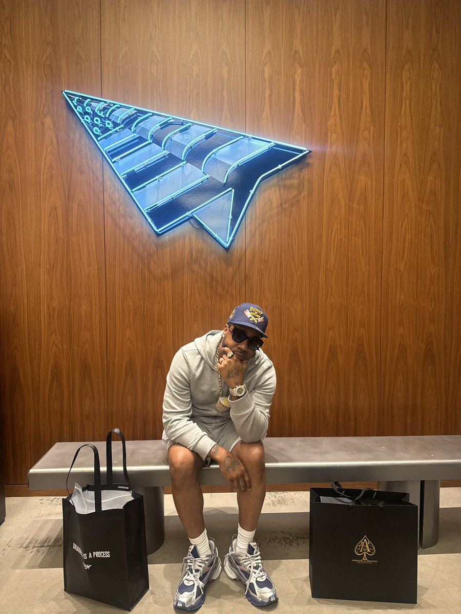 .<a href="/BennyBsf/">BENNY THE BUTCHER</a> visits Roc Nation