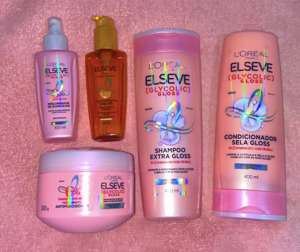 Aanarih_'s tweet image. AAAe hoje comprei um kit escova secadora, chapinha e um secador novo + mais um kit de produtos pro meu cabelinho de Rapunzel ππ«§