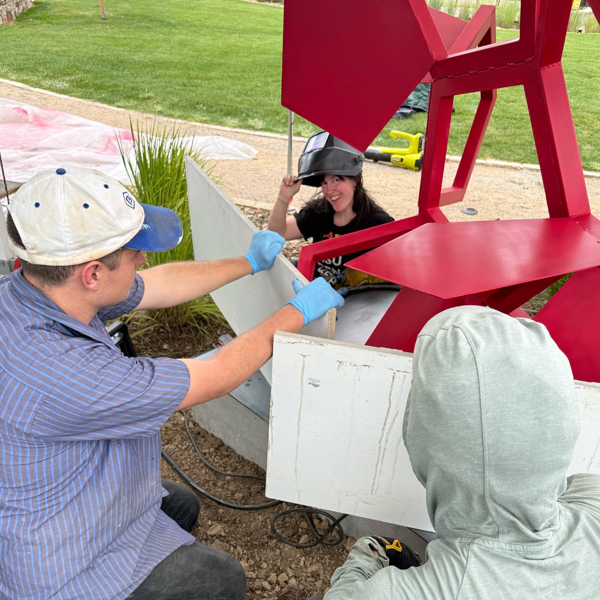 moadesignbuild's tweet image. 🎉 Join us for an Artist Reception as we debut the collaborative exhibition, Tessellation in Bloom!
🗓 Wednesday, July 31st
⏰ 5–8 PM 
📍 Marjorie Park – Greenwood Village, CO
🎟 FREE to attend! Just reserve a ticket for the Rock the Block 7/31 date at the link in our bio.