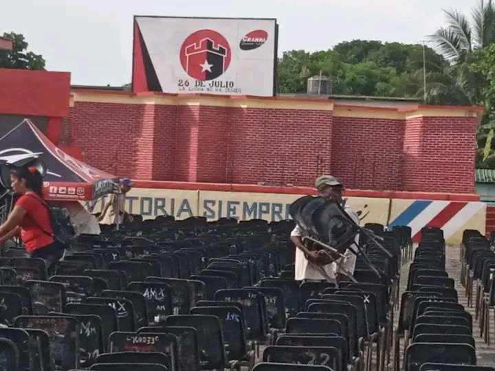 ComunicadoAMPP's tweet photo. Se ultiman detalles en #NiqueroEn26 para acto provincial por el Día de la Rebeldía Nacional con el apoyo presidentes de Consejos Populares, trabajadores de Cupet, Educación, INDER y Comunales. #GranmaConmigoCuenta
#LaLuchaNoHaCesado #LaPremisaEsHacer #PorUn26deVictorias https://t.co/g3nseCToPA