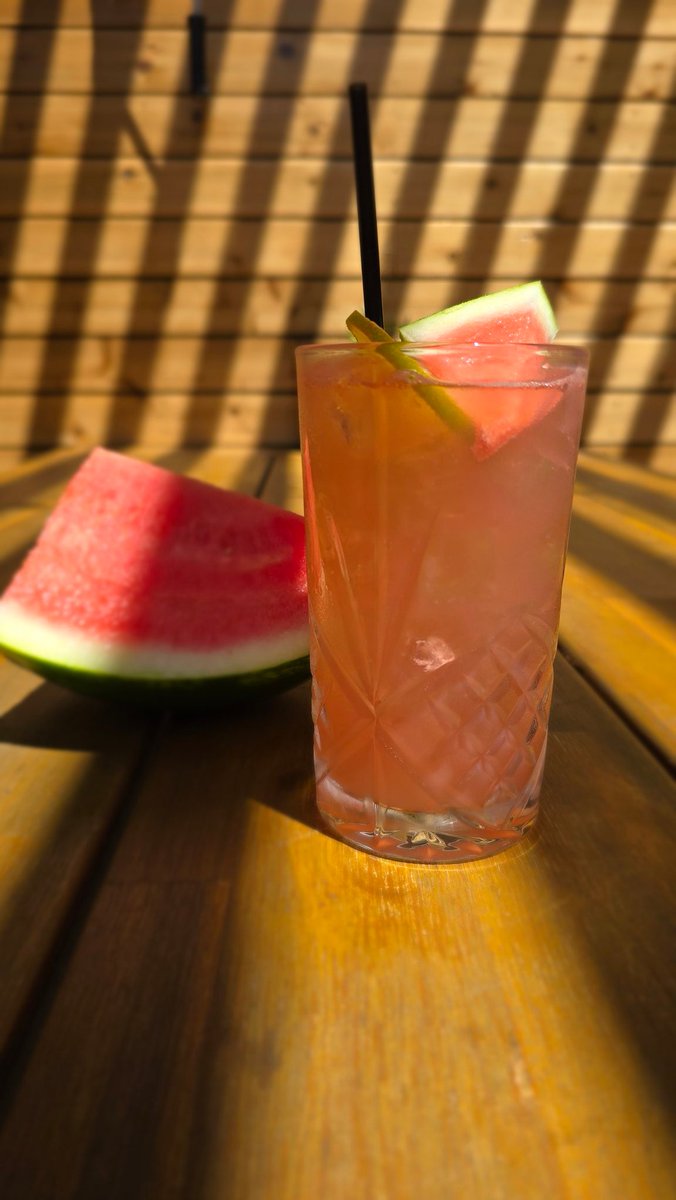 Tastes of summer, try our new watermelon 🍉 Margarita made with fresh watermelon 🍉 that makes a very refreshing take on the classic Margarita. <a href="/templebarsf/">templebarsf</a>