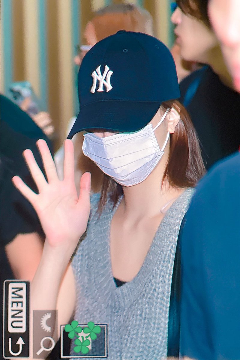 250724

#르세라핌 #LE_SSERAFIM #ウンチェ #홍은채 #HONGEUNCHAE #은채
