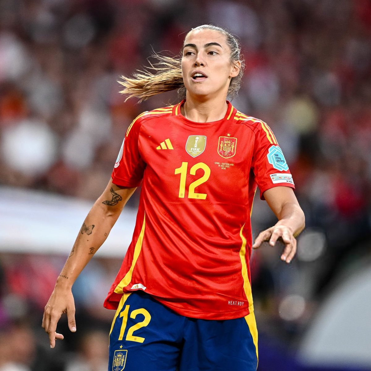 Si una jugadora merece una mención especial por su partido de hoy (y siempre) vs Alemania en la #WEURO2025, esa es Patri Guijarro:

1° en toques de balón [142]
1° en recuperaciones [12]
1° en pases completados [109/121]
1° en pases largos [9/13]

LA DUEÑA DEL MEDIOCAMPO. ✨🇪🇸