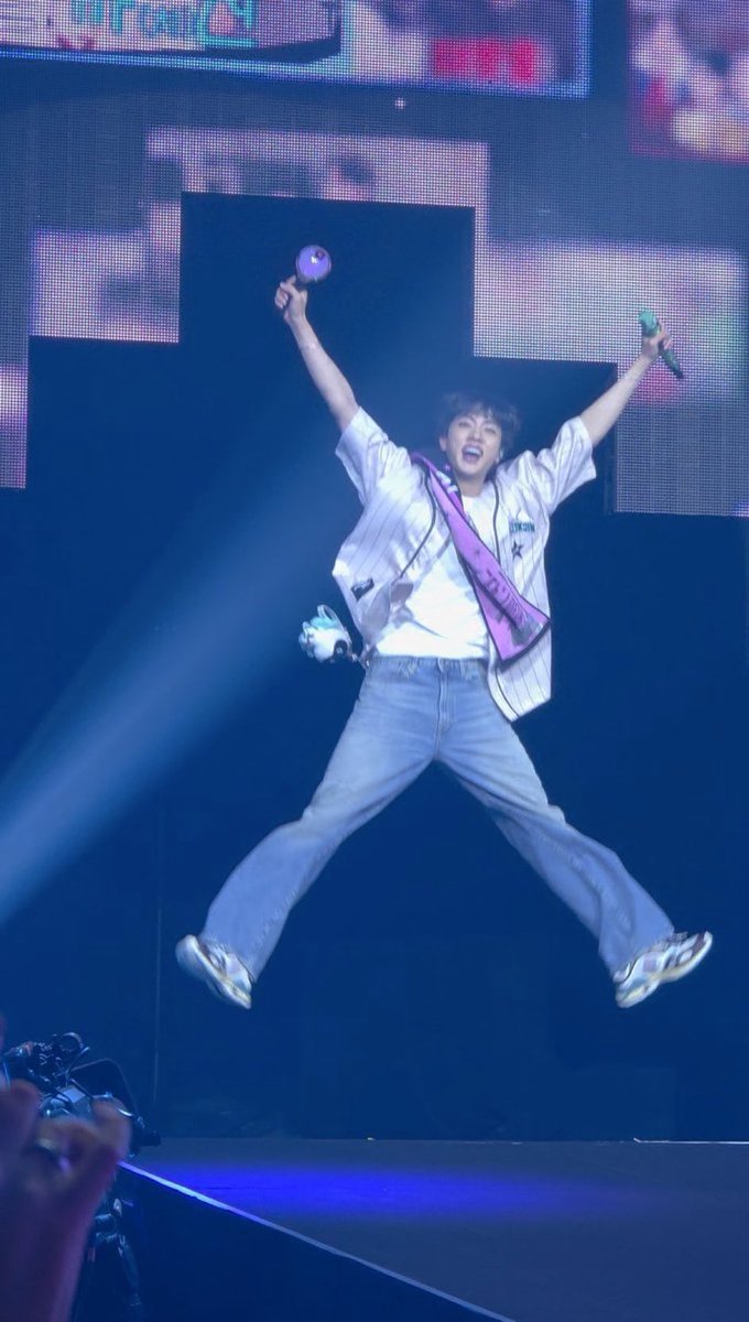 rainbowbts's tweet image. ARMYs, hoje tem o segundo show do seokjin em Dallas. vamos subir as tags!! 💜
JIN LIVE IN DALLAS DAY 2
#RUNSEOKJIN_epTOUR_US
#RUNSEOKJIN_epTOUR_DALLAS