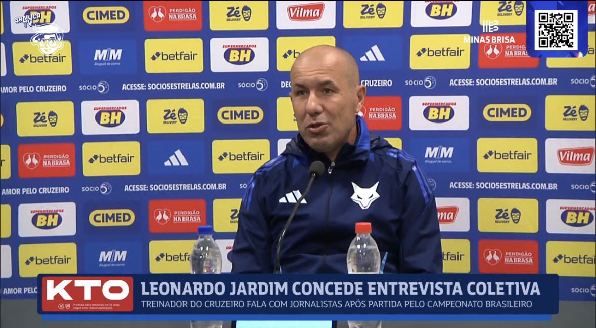🙃🙃🙃🙃🙃🙃🙃🙃🙃🙃🙃

QUANDO TER GRAMADO BOM É RUIM...

... QUANDO É RUIM TER UM GRAMADO BOM. rs 

Leonardo Jardim, treinador do Cruzeiro, após o empate na Neo Química Arena:

"Um gramado muito bom, mas que sinceramente deu uma velocidade ao jogo que meus jogadores não estão