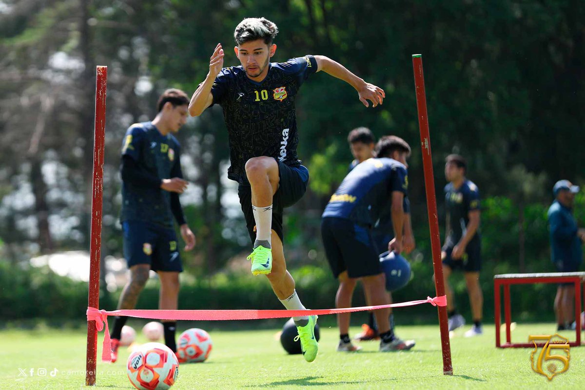 C_A_Morelia's tweet image. Continuamos de pretemporada 😎

#DelCanarioSoy