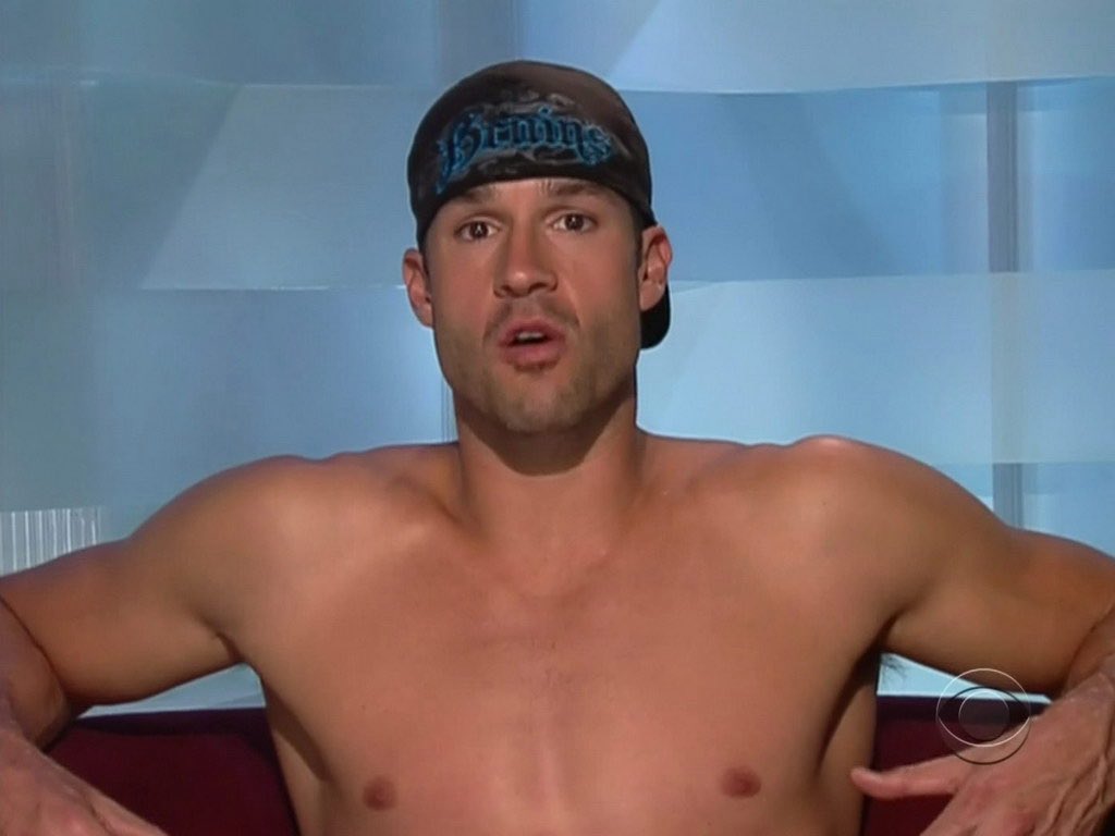 Pr0sttti0nWh0re's tweet image. Sorry but he’s always gonna be my big brother crush and his leaks were 😍 #BB27