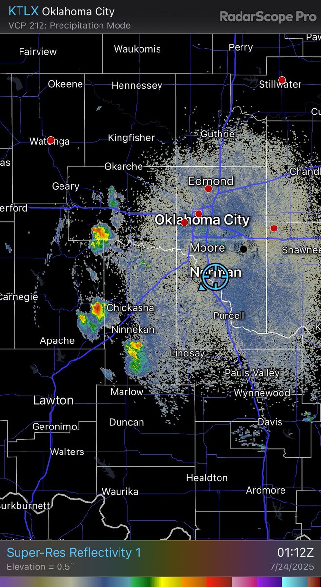 m_eljones's tweet image. Shadows from some showers…
#okwx