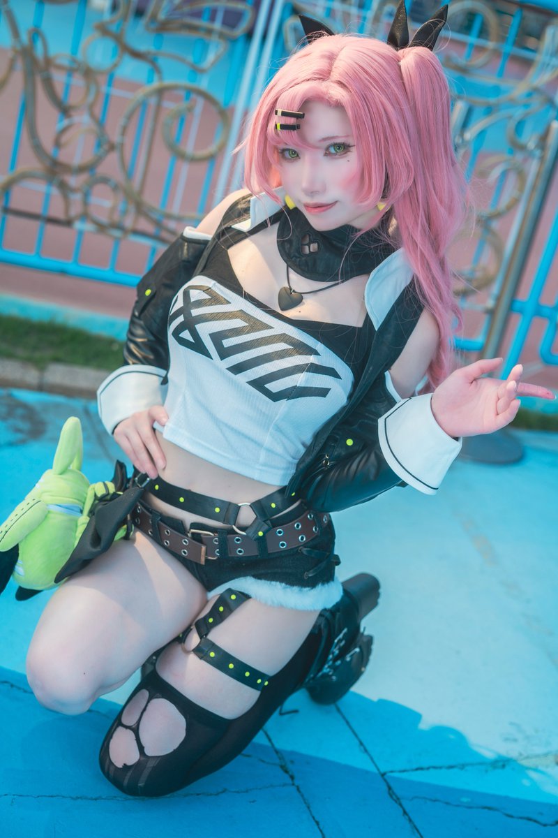 0uchacoco's tweet image. ※ cosplay
ゼンレスゾーンゼロ/ #zzzero
ニコ•デマラ / #Nicole
📷まろう。様@maro_maro_06