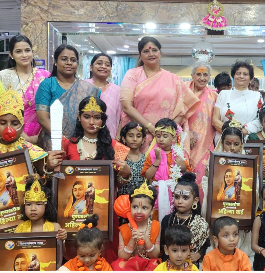 "संकल्प, समृद्धि और सर्वमंगल की यात्रा"🚩

लखनऊ के अति प्राचीन मनकामेश्वर महादेव मंदिर से खाटू श्याम मंदिर तक 'महिला कांवड़ यात्रा' में मुख्य अतिथि के रूप में सम्मिलित होने का सौभाग्य प्राप्त हुआ।

उत्साह, तप और भक्ति का संगम है कांवड़ यात्रा। यह न पथ देखता है न अवरोध।