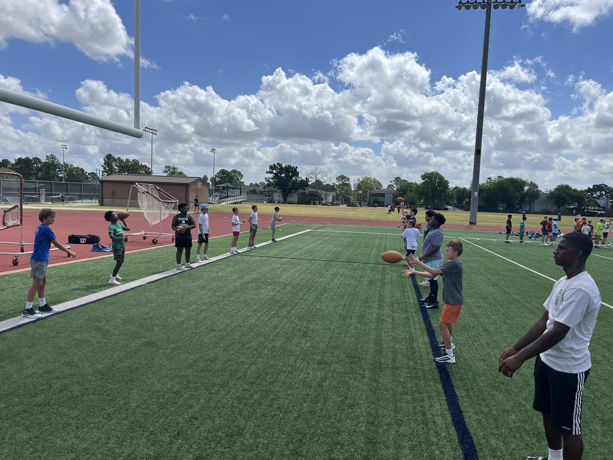Stratford Spartan Football (@stratfordfb1) on Twitter photo We had a fantastic turnout for our <a href="/StratfordFB1/">Stratford Spartan Football</a> Future Spartans Camp today! These athletes were working hard and having fun as they prepare for the fall. #SpartanPride <a href="/SHS_BoosterClub/">Stratford Booster</a> <a href="/sbisdathletics/">Spring Branch ISD Athletics</a> We had a fantastic turnout for our <a href="/StratfordFB1/">Stratford Spartan Football</a> Future Spartans Camp today! These athletes were working hard and having fun as they prepare for the fall. #SpartanPride <a href="/SHS_BoosterClub/">Stratford Booster</a> <a href="/sbisdathletics/">Spring Branch ISD Athletics</a>