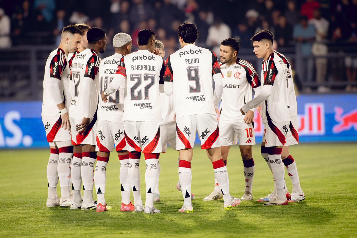 GiorgiandeA's tweet image. Aqui ninguém caminha sozinho, orgullo dos meus
❤️🖤