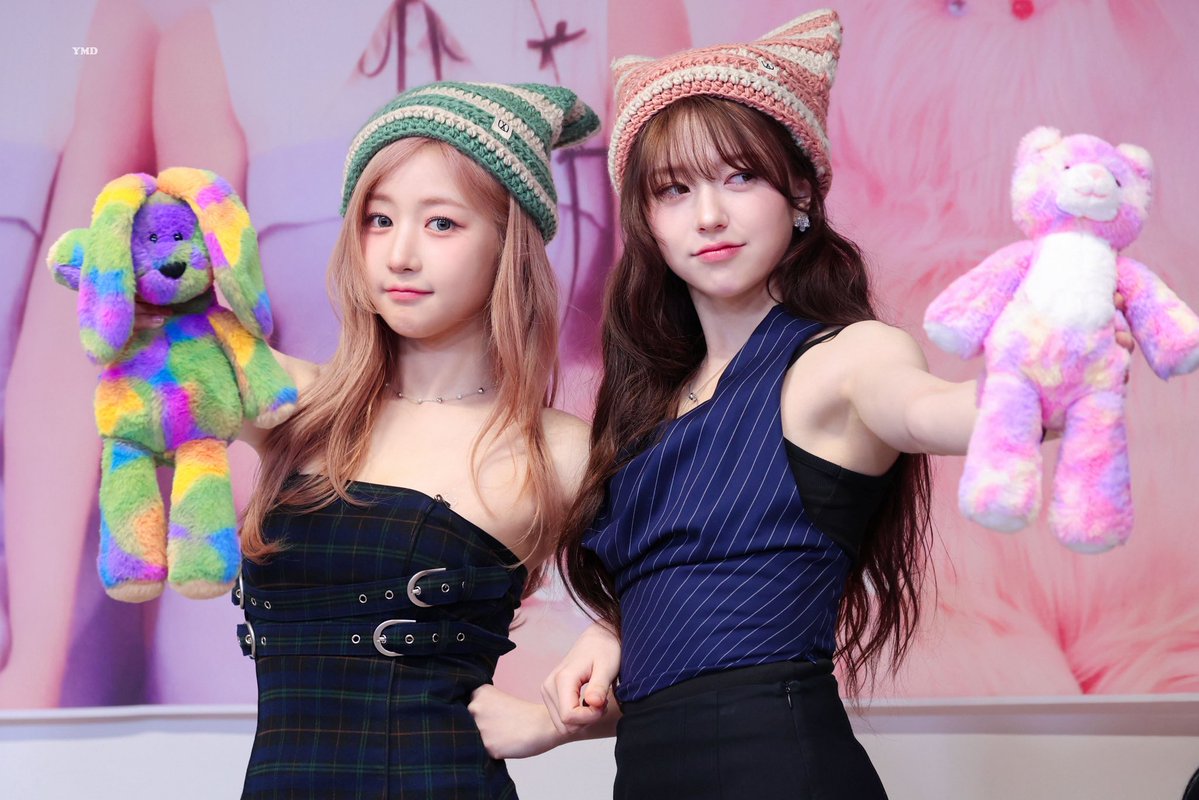 ymd_0318's tweet image. 250505 운명즈🐰🧸
#FIFTYFIFTY #피프티피프티 #YEWON #예원 #손예원 #CHANELLEMOON #문샤넬