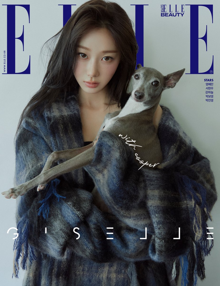 TOWER_KPop's tweet image. 📙海外書籍📙
8/29(金)発売予定🗓️
ELLE KOREA 2025年8月号
カバーには #aespa の #GISELLE が登場💓
全2パターンでご予約受付中🙌✨
#MY の皆様はコチラから👀👇
tower.jp/search/advance…
#에스파
#æspa
#ジゼル
#지젤