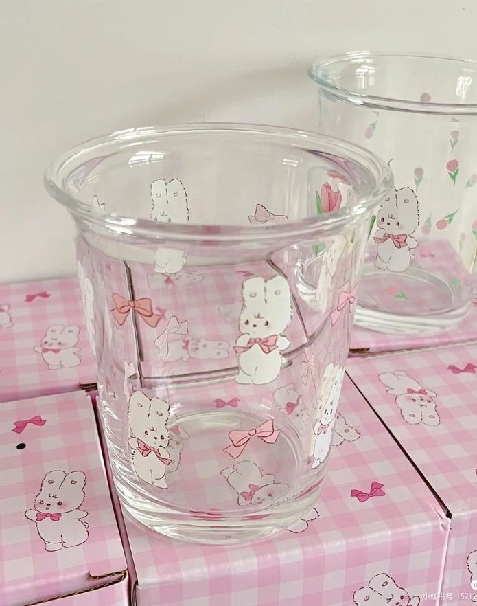 junefinds's tweet photo. Barang-barang pink ini terlalu lucu buat dilewatkan! ππ
Cocok banget buat kamu yang suka kamar kos / rumah estetik (β β§β β½β β¦β ) #junefinds https://t.co/jMCfAFbBfz