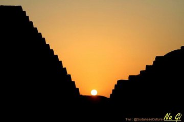 SudaneseCulture's tweet image. Sunrise Over the Pyramids of Sudan.
#SudaneseCulture
#ثقافة_سودانية