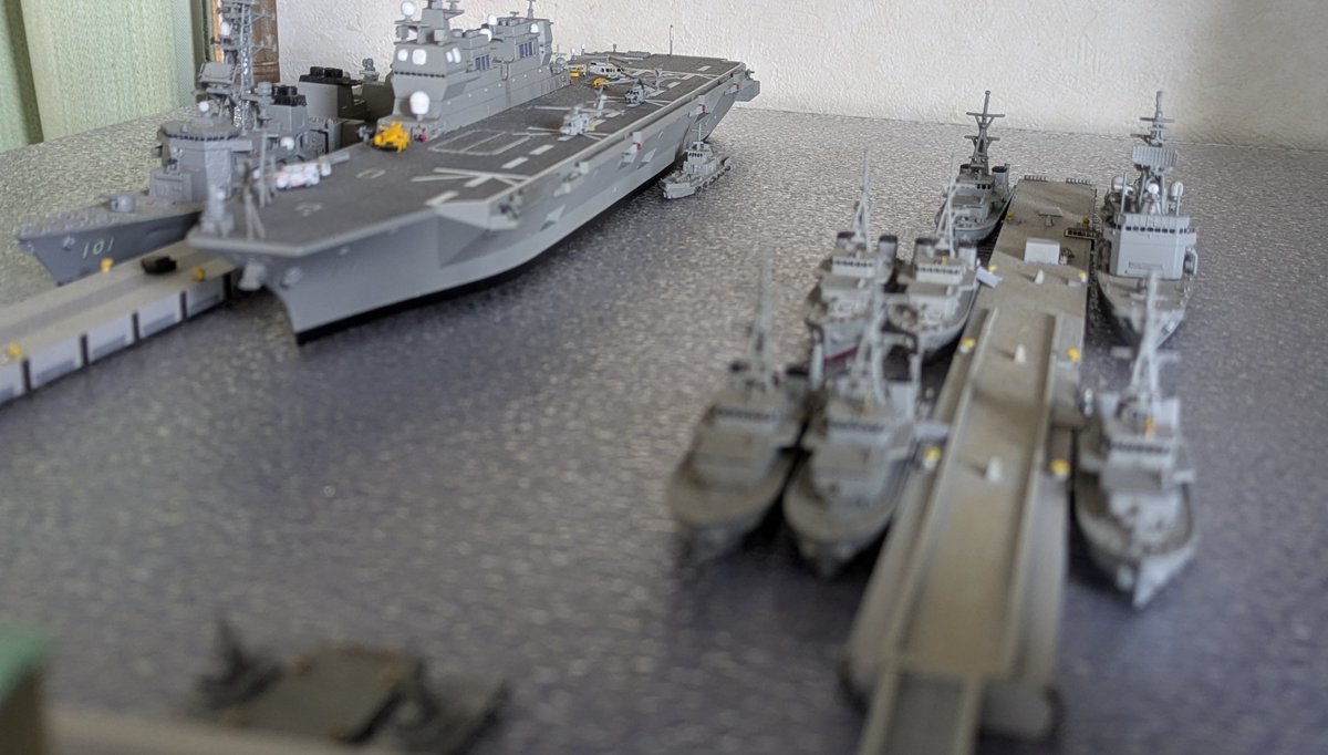 88fleetJMSDF's tweet image. #お昼休みに一枚だけ模型写真を貼ろう
苫小牧へ行く前に補給で立ち寄った