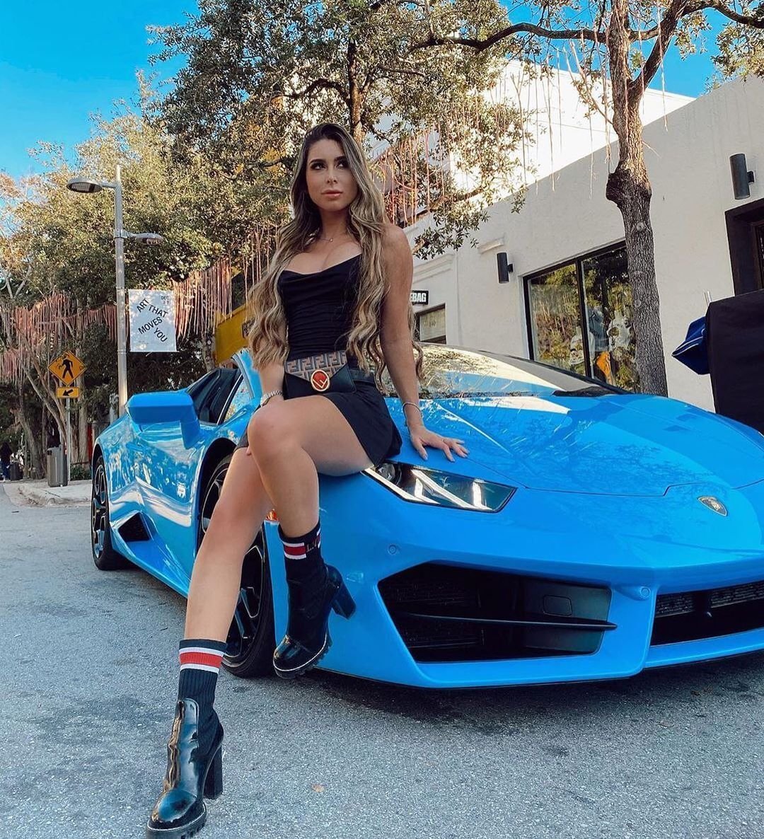 manhattancoiner's tweet image. Ready for some sex on lambos?
