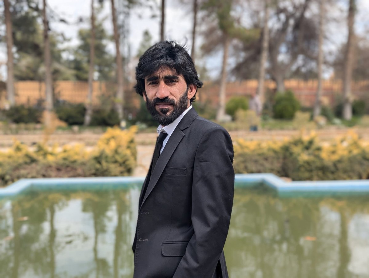 BSCBWP's tweet photo. Hakeem Baloch a graduate in LLB from IUB Bahawalpur and ex member of the Baloch Students Council Bahawalpur was illegally abducted by the CTD last night around 3 AM from his home at brewery Road, Quetta.

#ReleaseHakeemBaloch https://t.co/Cj5nqCnCU0