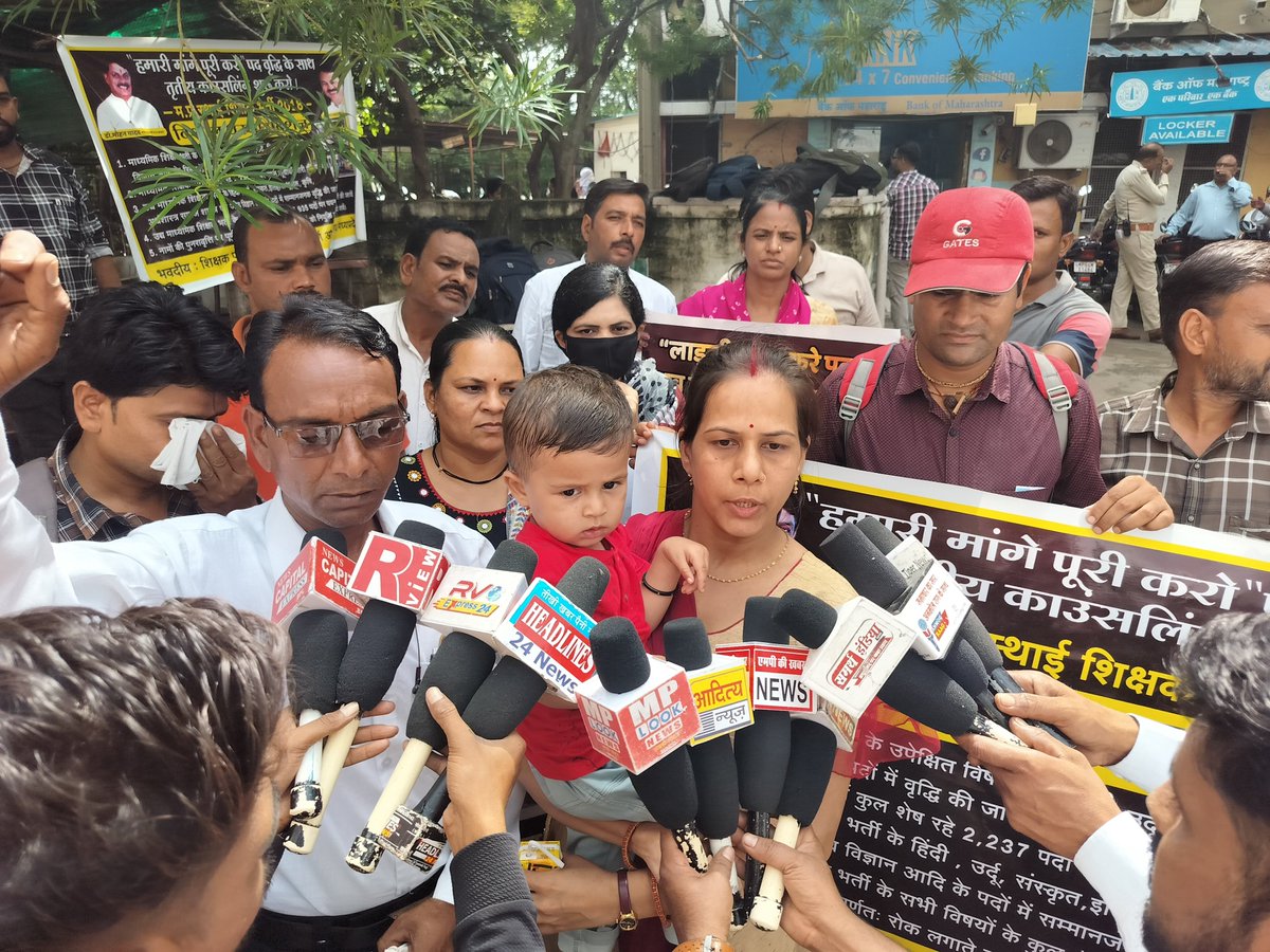 GhanshyamAmraj2's tweet photo. @RavidasShyamlal @PMOIndia @AmitShah @RahulGandhi @NetaFlixIndia @INCIndia @IYCMadhya @INCMP @JansamparkMP @yuvahallabol @aajtak https://t.co/IA6soArpbl