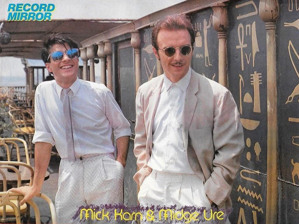 midgeure_eu's tweet image. Today would have been Mick Karn's 67th birthday! Mick will always be sadly missed. RIP!