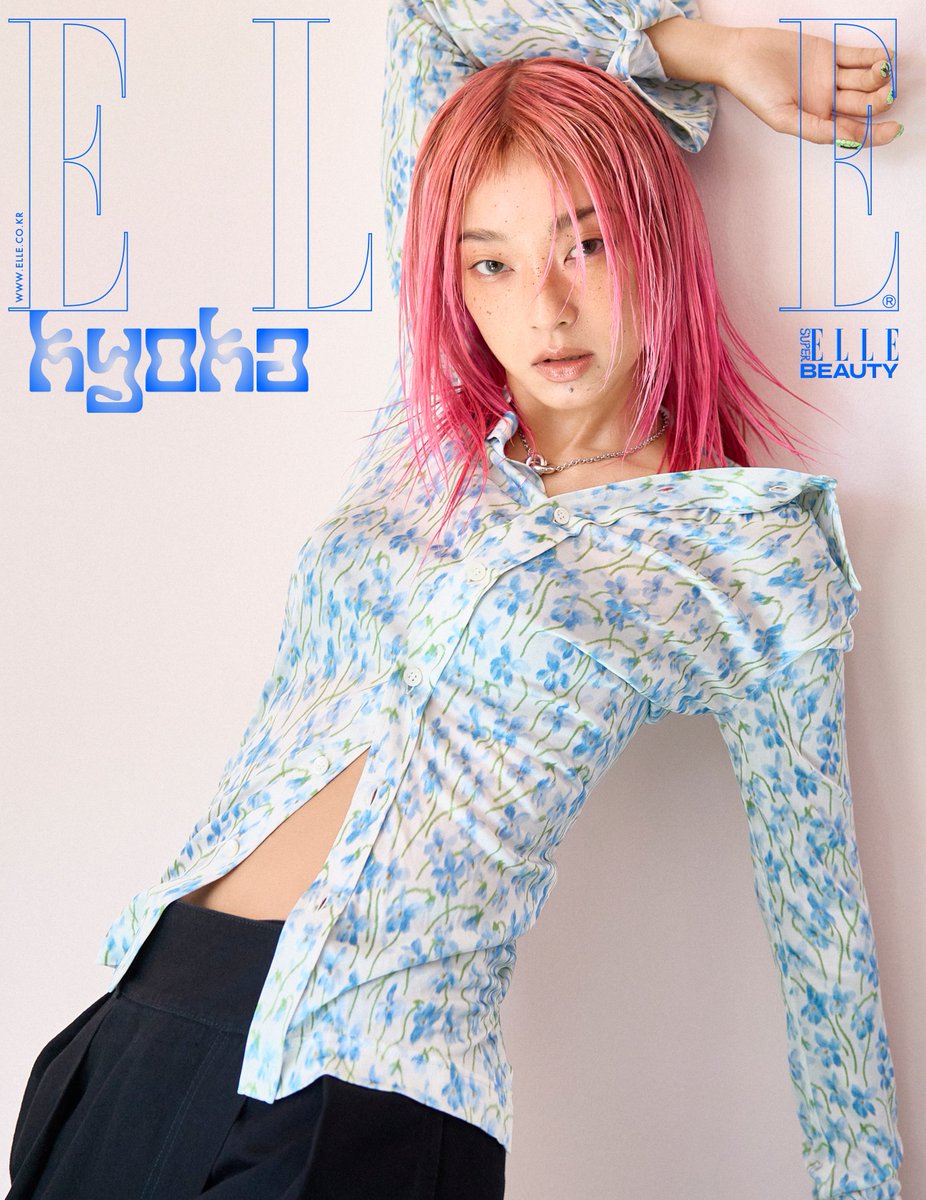 TOWER_KPop's tweet image. 📕海外書籍📕
8/29(金)発売予定🗓️
ELLE KOREA 2025年8月号
カバーには #KYOKA が登場❣️❣️
全2パターンでご予約受付中🫶✨
ご予約はコチラから👀👇
tower.jp/search/advance…
#교카
#OSAKAOjoGang
#오사카오죠갱
#ojogang