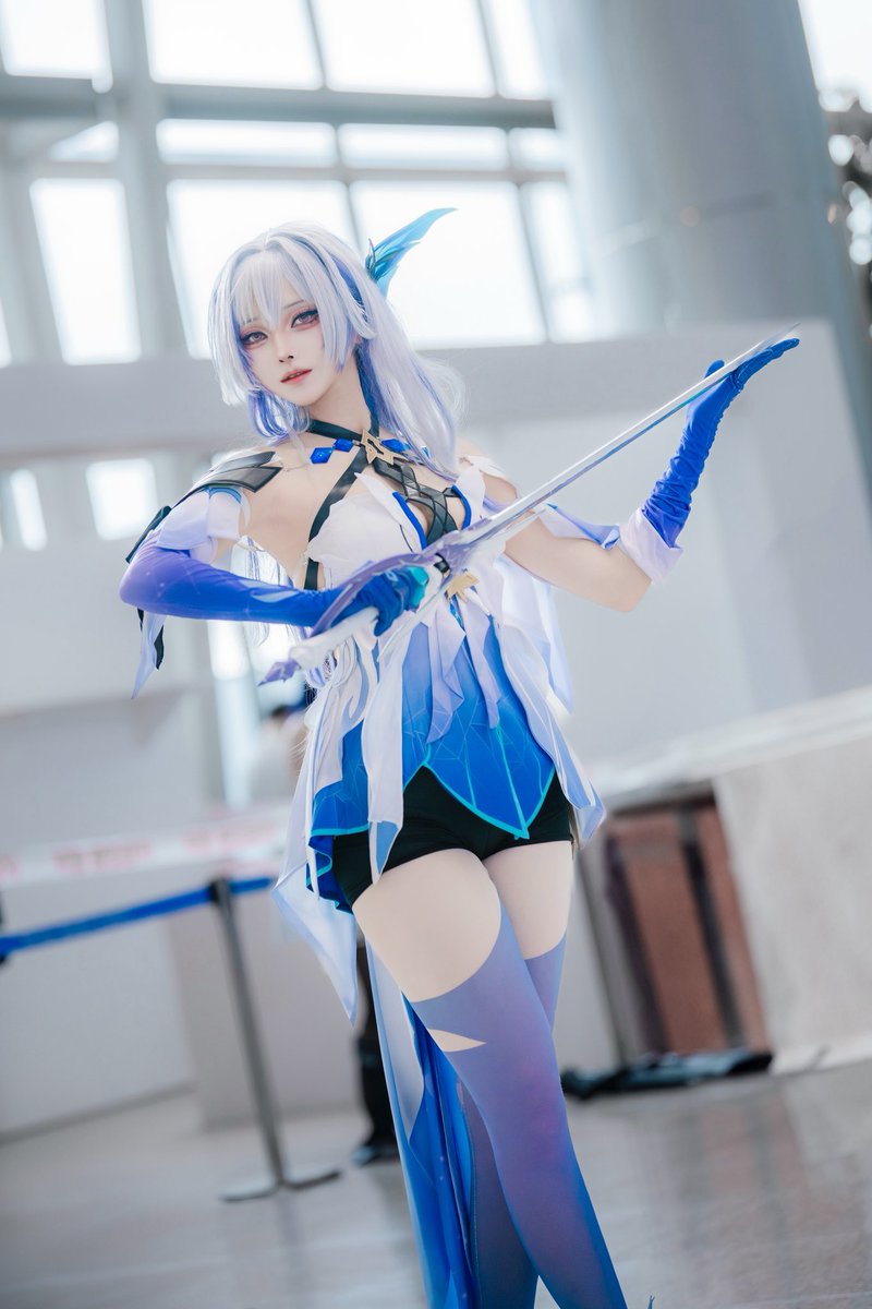 스커크🔷🔹🔷🔹🔷

#原神 #Genshin #丝柯克 #スカーク #Skirk