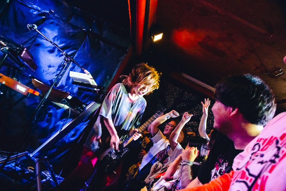 MLG_band's tweet image. 遅くなりましたがモーモールルギャバン20周年ツアー名古屋CLUB ROCK'N'ROLLにお集まりいただいた皆様ありがとうございました!ガストバーナーと鈴木実貴子ズと、そして皆様から温かく祝っていただき本当に感無量です。次は仙台!どうぞお楽しみに!
photo by @LuckyHappySHUN